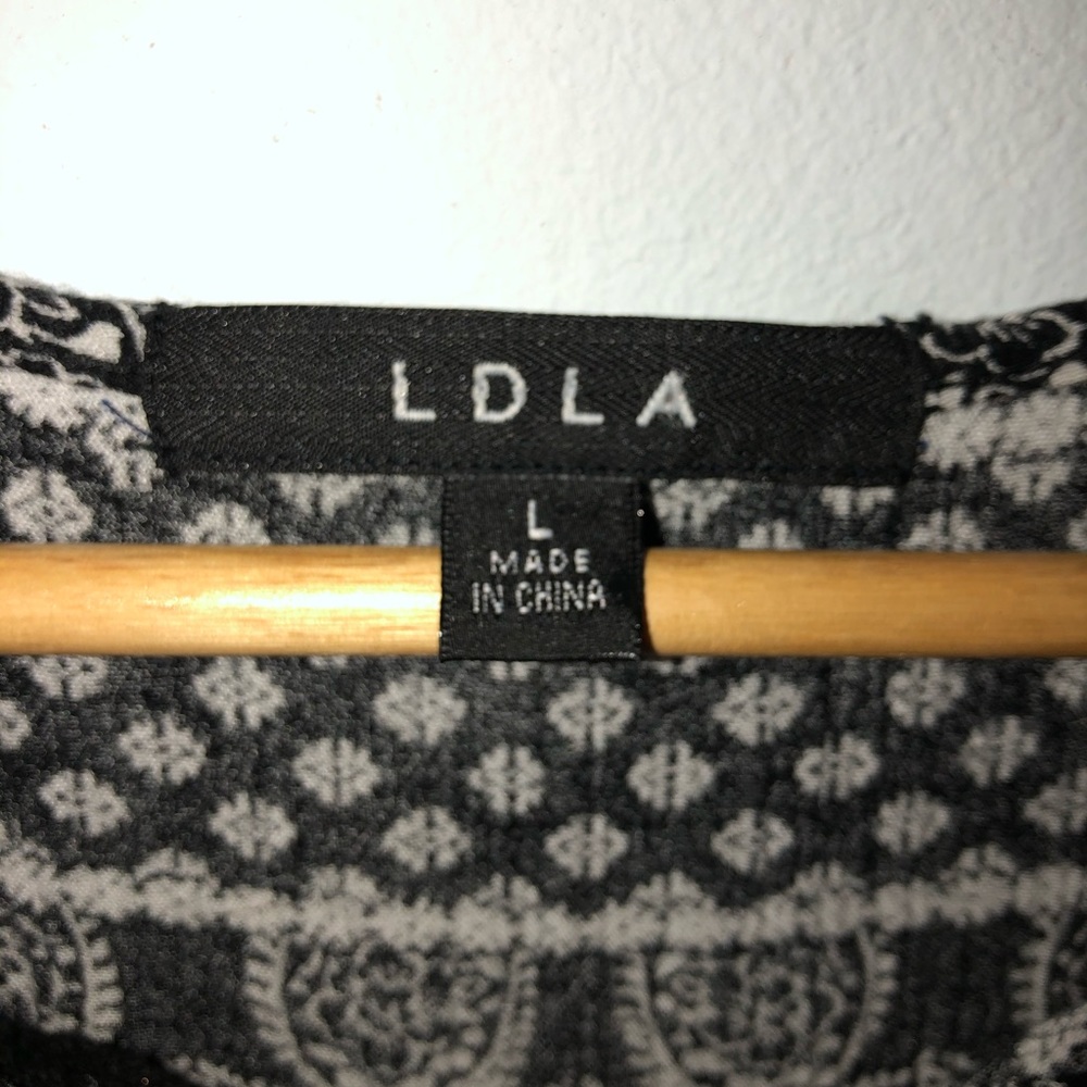 Top - Picture 4 of 4